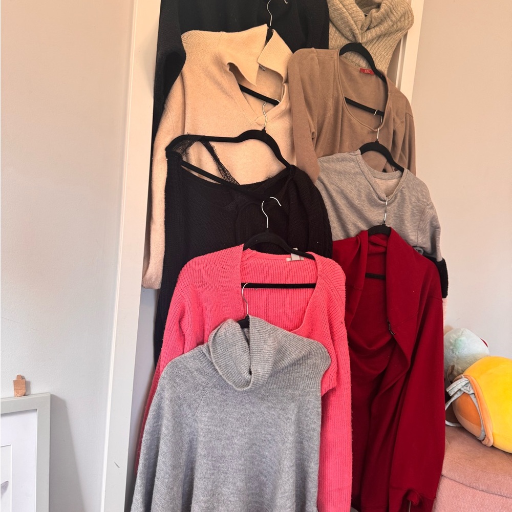 Cozy Women's Sweater Collection - Multiple Colors - Picture 6 of 8